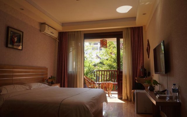 Xishuangbanna Shibao Business Hotel