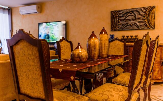 Cascadas de Pedregal Cascadas 405 - 2 Br condo