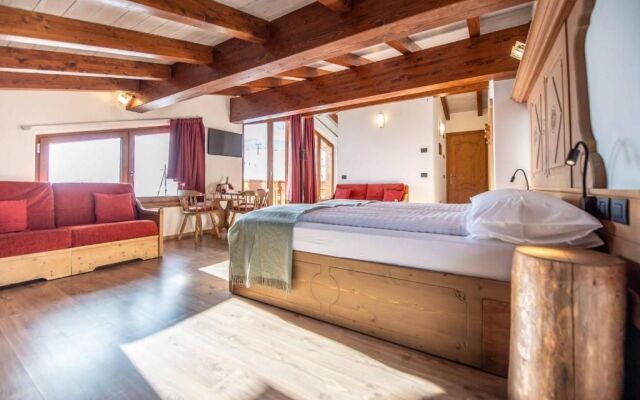 Alpino Lodge