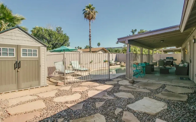 Scottsdale Kierland 3 Bdrm With Sparkling Pool!