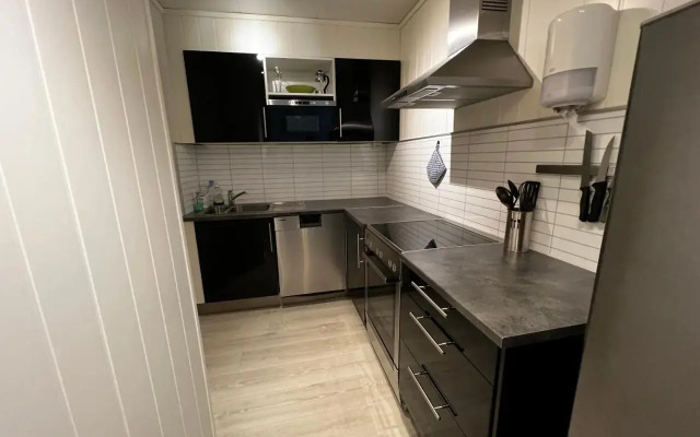 Midnattsol Rom Og Hytter