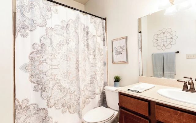 Upstay-2-Home Complex for 18ppl