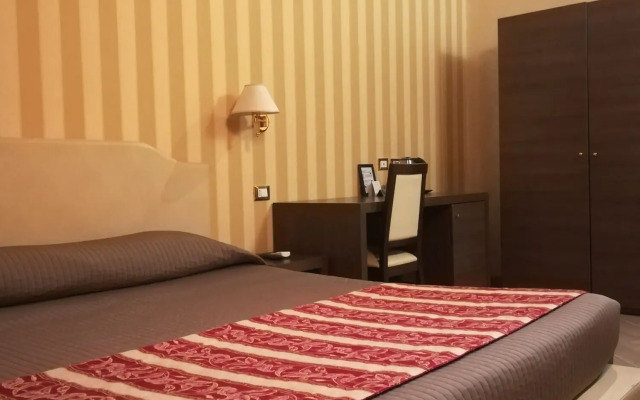 Excellence Suite
