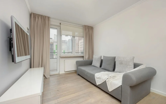 Central Warsaw Apartment by Renters