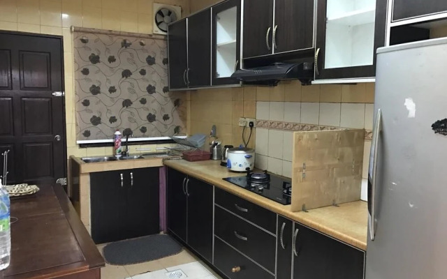 D'Subang Homestay