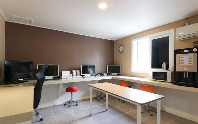 CC Business Hotel