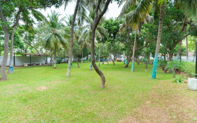 Shelter Beach Resort