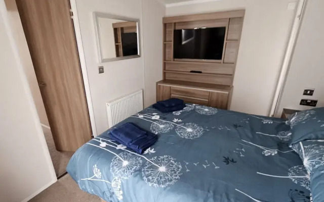 Mini Lodge Robin Hood Holiday Park