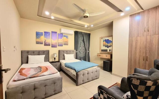 Executive 3 Bedrooms Apartment In Bahria Town