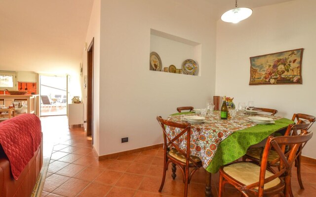 Nice Apartment in Menfi With 2 Bedrooms and Wifi