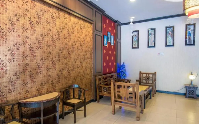 Hotel Suan Bee