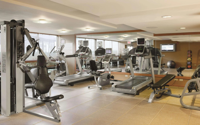 DoubleTree by Hilton Chicago - Arlington Heights