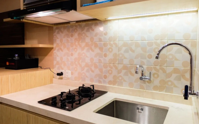 Homey Studio Room Grand Kamala Lagoon with Mall Acces