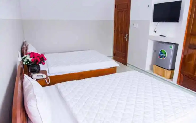 Hoang Thinh Hotel Kon Tum