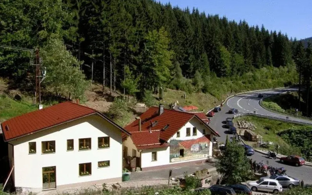Hotel & Gasthaus Sterngrund