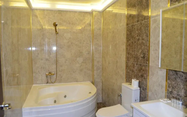 Grand See Day Hotel