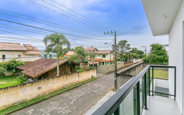 Bela casa duplex c/churrasq no Campeche RFG961