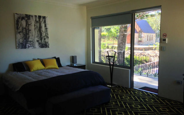 Montville Suites