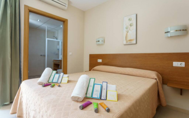Hostal Costabella - Double Room Standard Rate