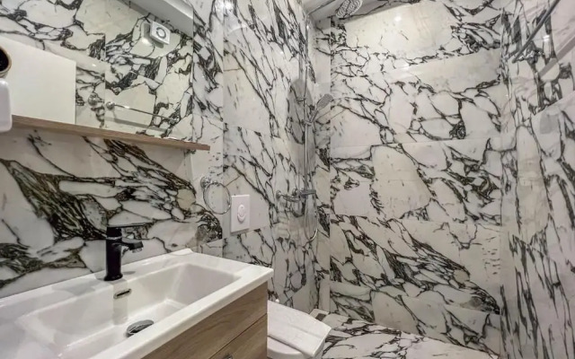 Rumani 3 Islands Hotel