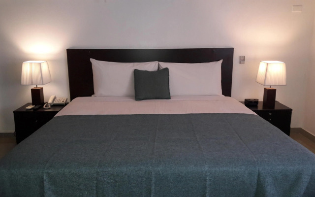 Az-Hotel & Suites