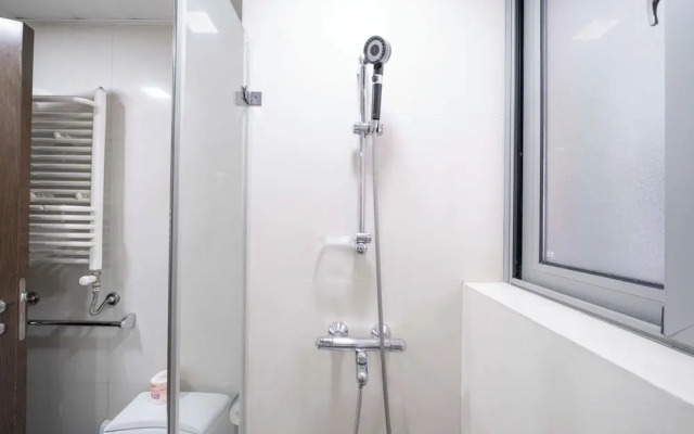 Tyms Modern1BR 1BA Apt Near Metro 1 9 11