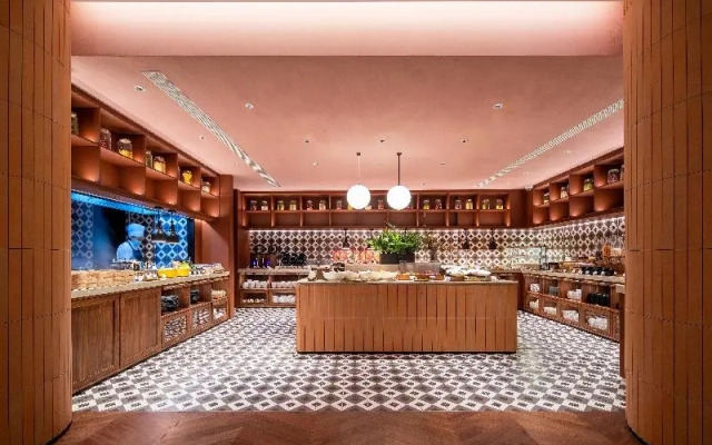 Intercity Hotel Shanghai Xizang South Road