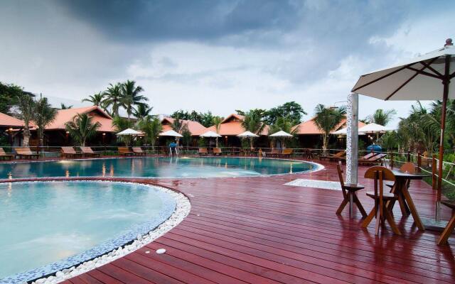 Maikaew Damnoen Resort