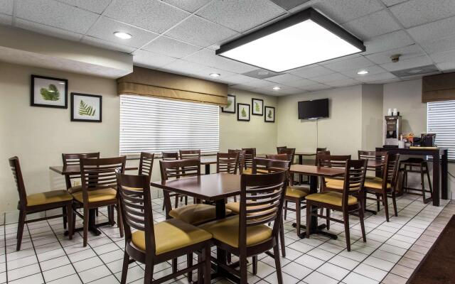 SureStay by Best Western Summerville Flowertown