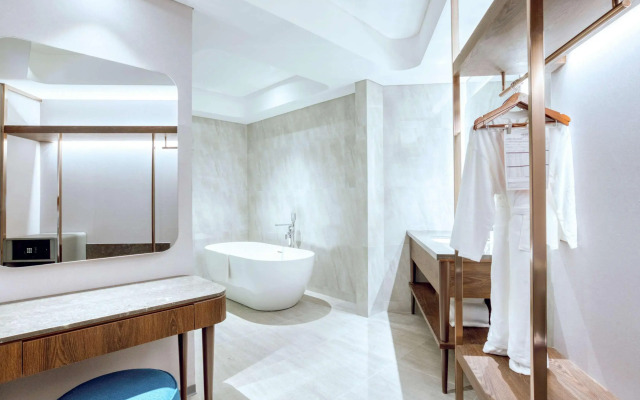 Mercure Jakarta Gatot Subroto
