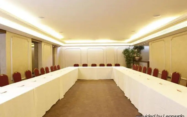 Lancaster Suites Raouche