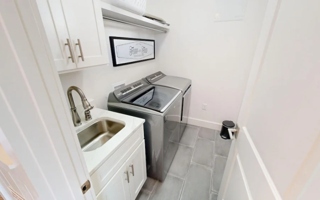 Seaside Serenity 5 Bedroom Home