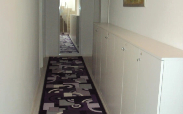 Teos Hotel