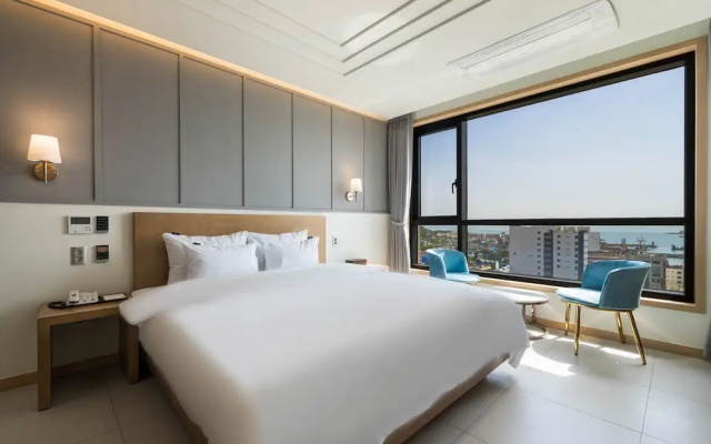 H Avenue Hotel Gijang Ilgwang