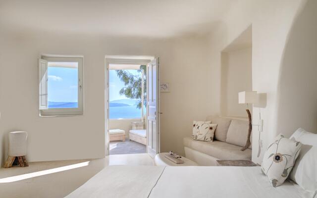 Mystique, a Luxury Collection Hotel, Santorini