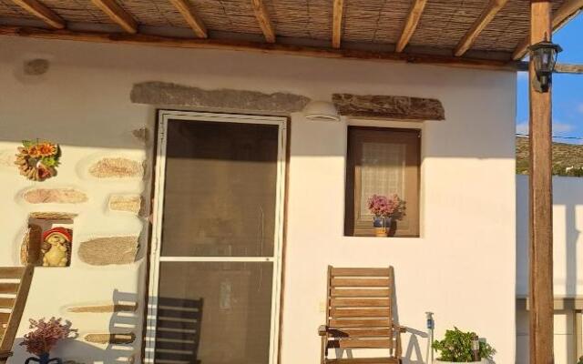 Traditional house paros