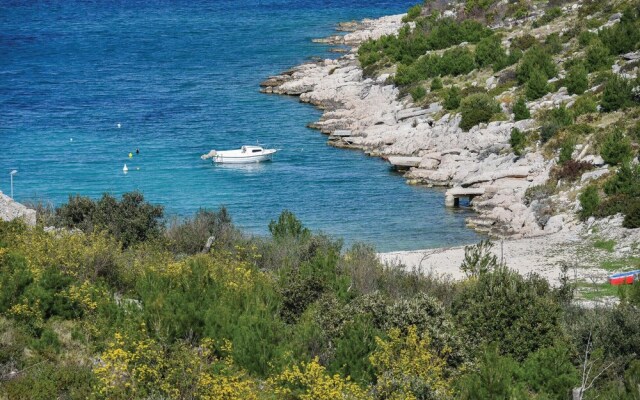 Awesome Home in Primosten With Wifi and 2 Bedrooms