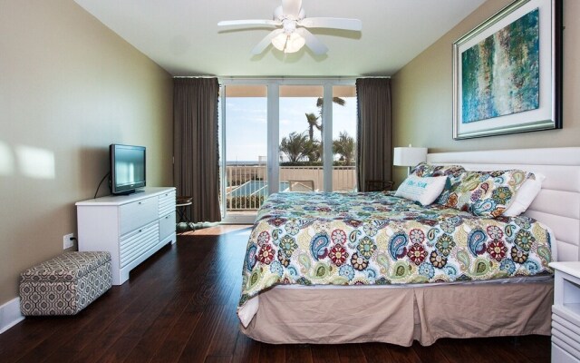 Crd0210 3 Bedroom Condo