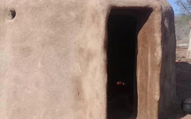 Omapaha Traditional Hut