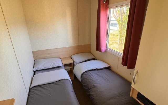 3 Bedroom, pet Friendly, Lyons Winkups, Towyn
