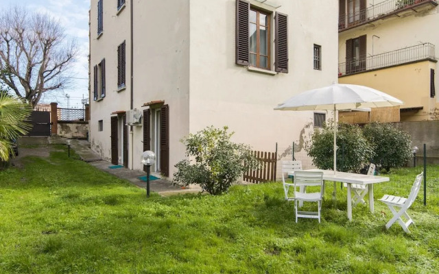 Nelson Mandela Forum Flat