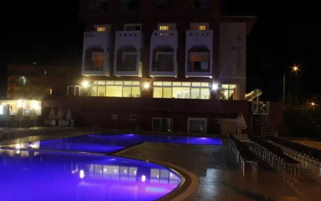 Stardust Beach Hotel