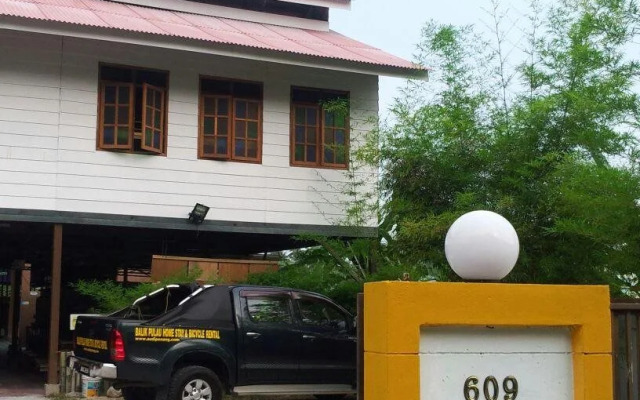 Audi Guesthouse