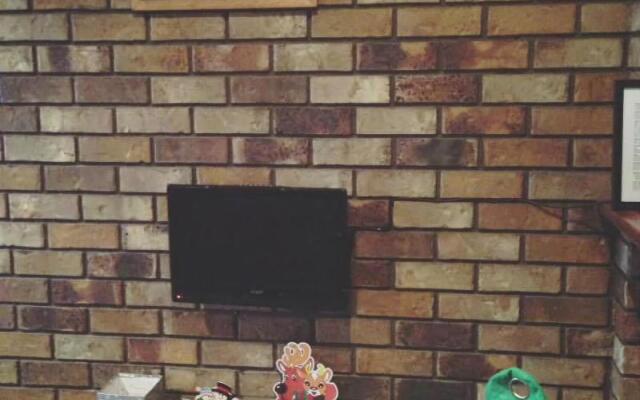 High Street Motor Inn