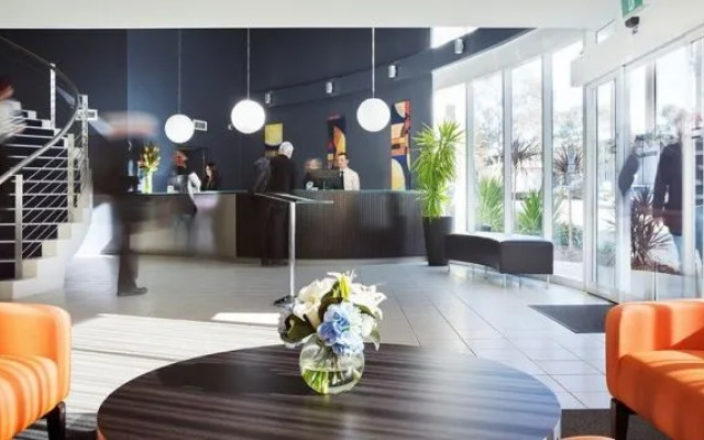 Premier Hotel & Apartments