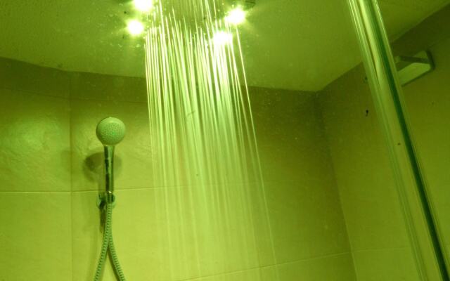 Chamonix Centre Sauna Cromotherapy 2