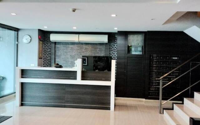 J Residence Thonglor 8
