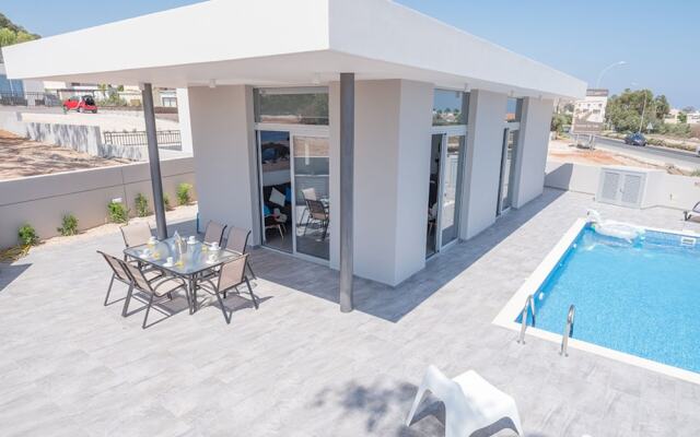 Luxury Villa in Cyprus near Beach, Protaras Villa 1249