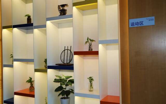 Holiday Inn Express Dalian City Centre, an IHG Hotel