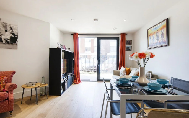 Majestic Maida Vale Home near Regents Park